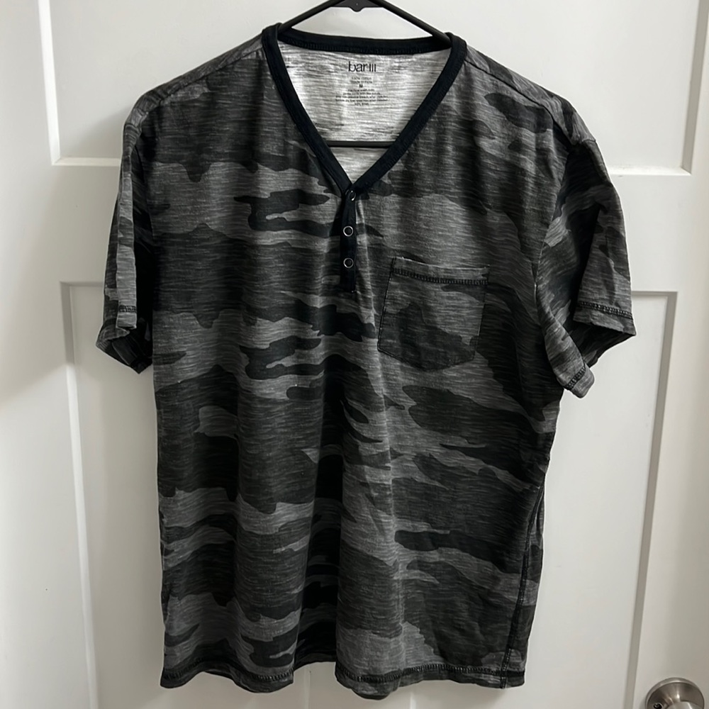 Camo 3 button T shirt Black / Gray